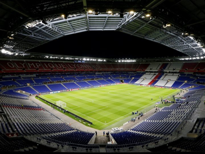 Groupama Stadium Lyon nuit intérieur