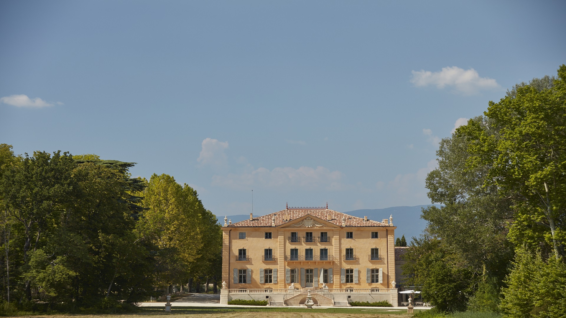 Chateau de fonscolombe paca aix en provence 