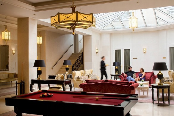Chateau hotel mont royal chantilly paris
