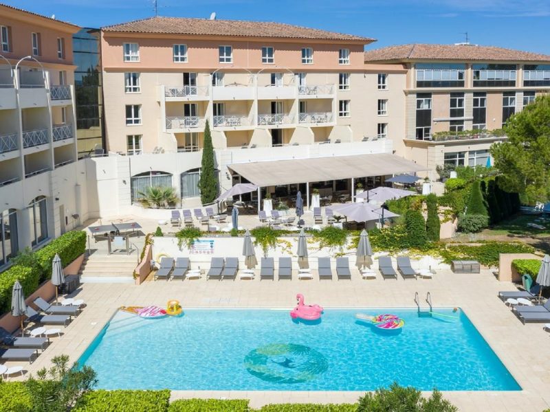 Hotel Birdy HappyCulture Aix sud piscine