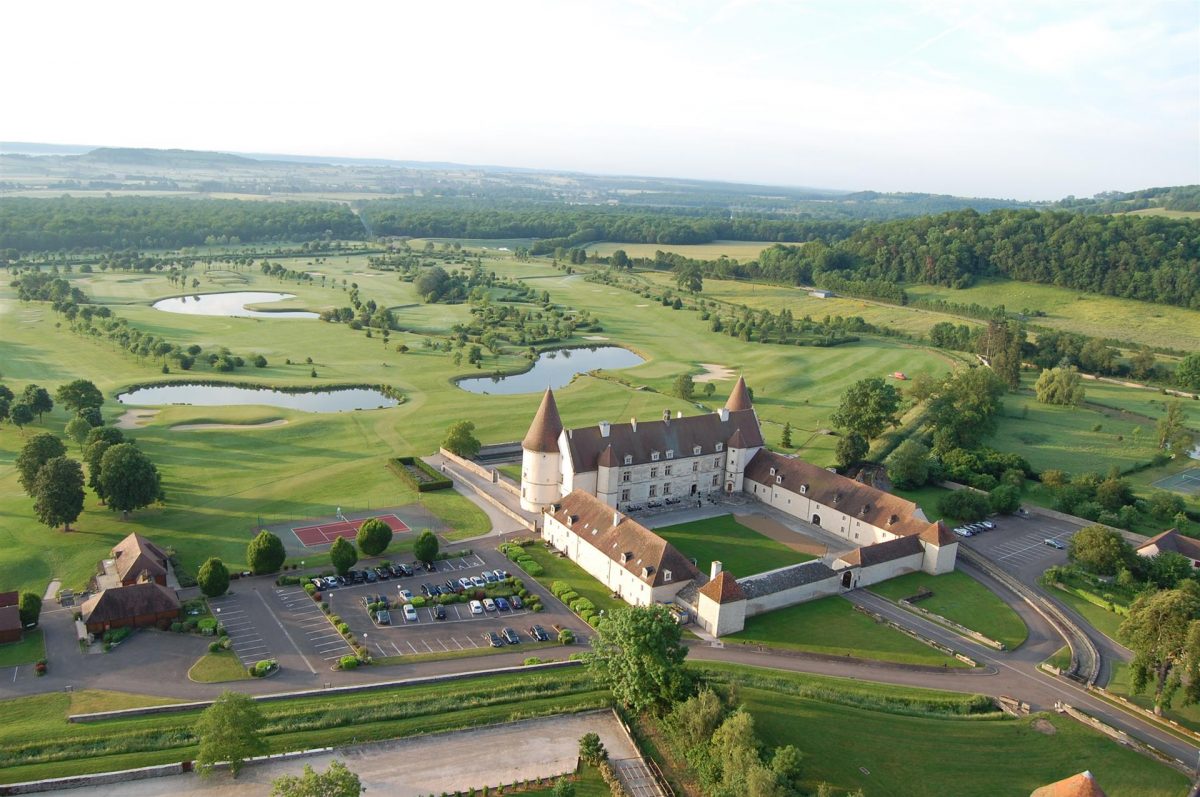 chateau-de-chailly-bourgogne-lyon-drone-101-seminaires