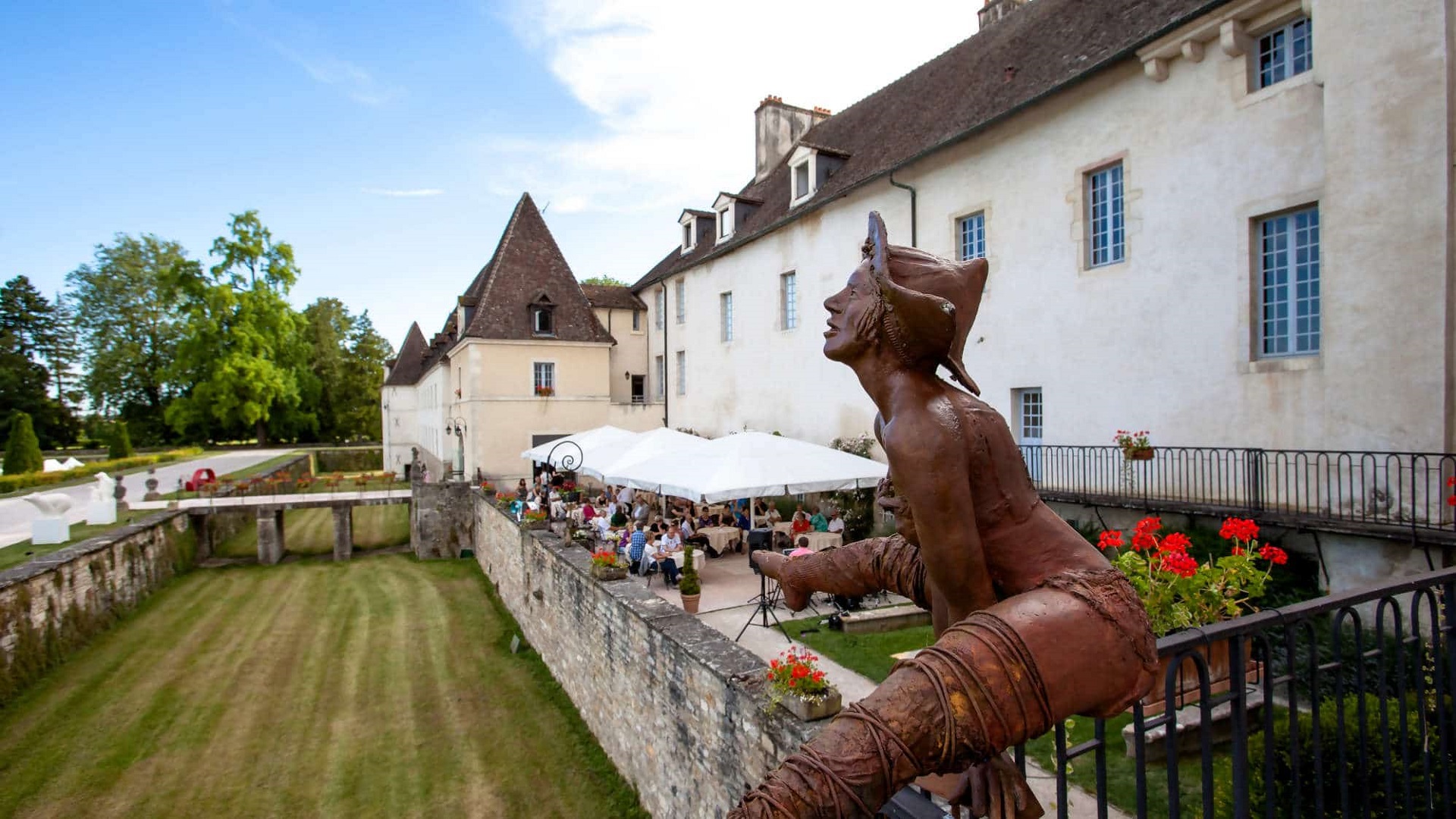 chateau-de-gilly-beaune-dijon-bourgogne-terrasses-101-seminaires