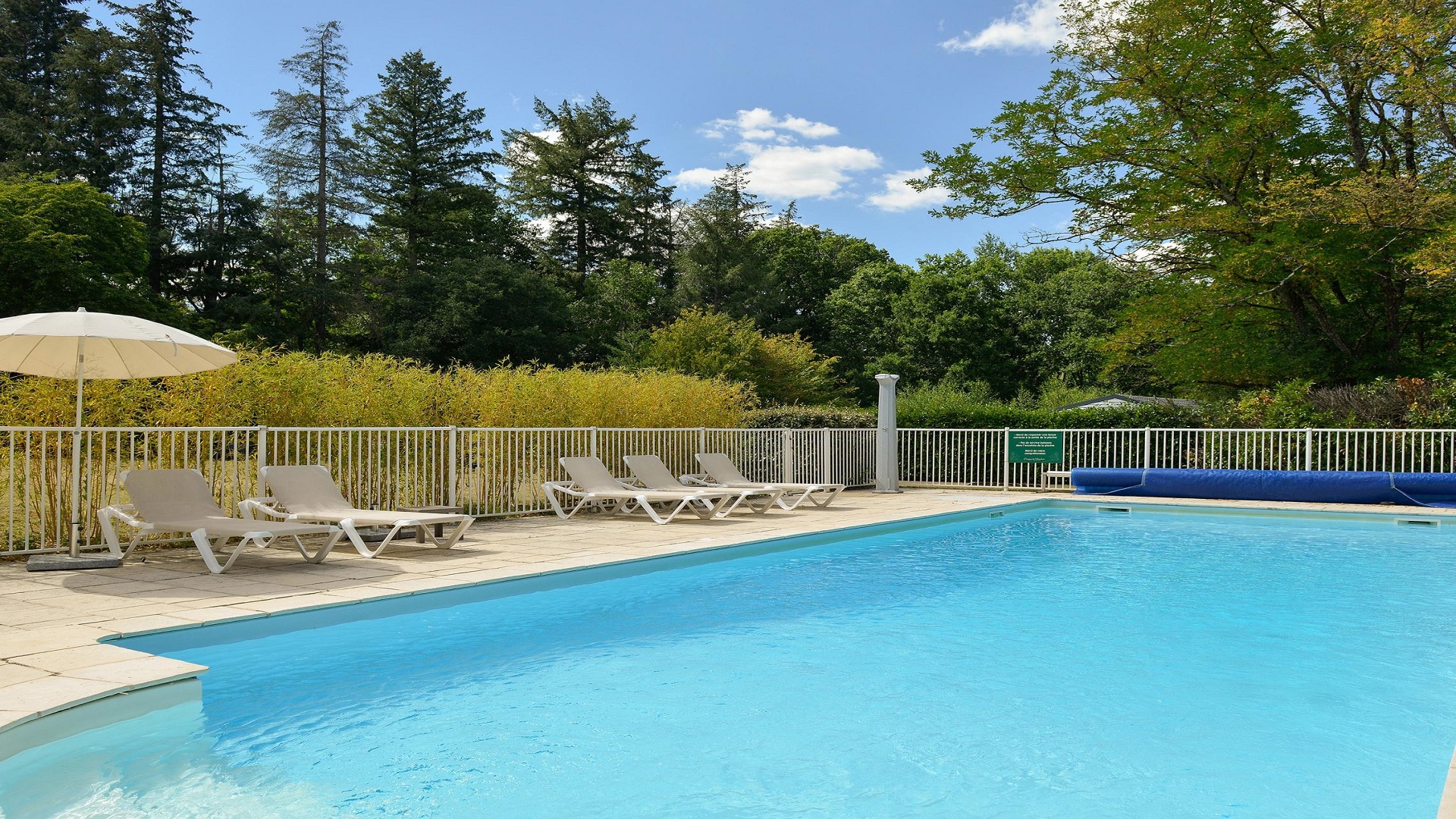 domaine-de-valaudran-piscine-salbris-centre-val-de-loire-bourges-101-seminaires