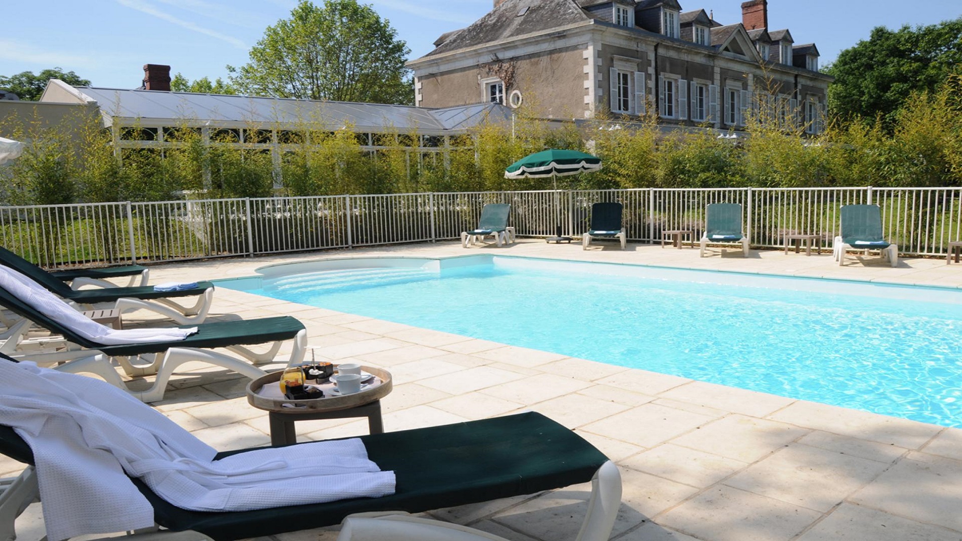 domaine-de-valaudran-piscines-salbris-centre-val-de-loire-bourges-101-seminaires