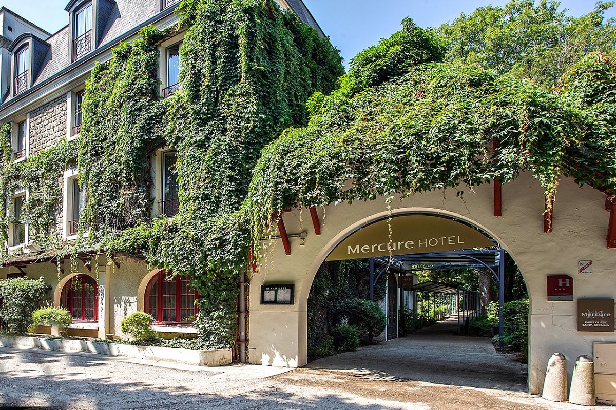 hotel-Mercure Paris-Ouest-Saint -Germain-en-Laye-Yvelines-seminaires-entree