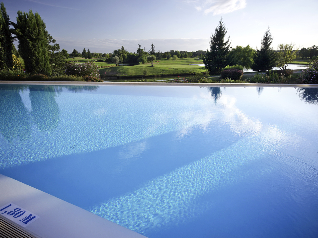 mercure-golf-de-seilh-toulouse-occitanie-haute-garonne-piscine-101-seminaires