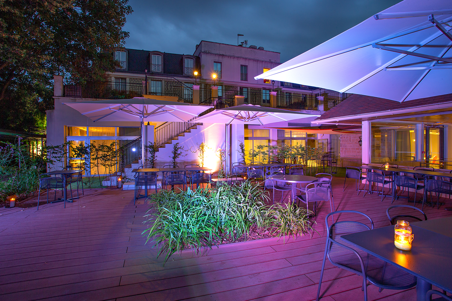 hotel-Mercure Paris-Ouest-Saint -Germain-en-Laye-Yvelines-seminaires-terrasse-nuit